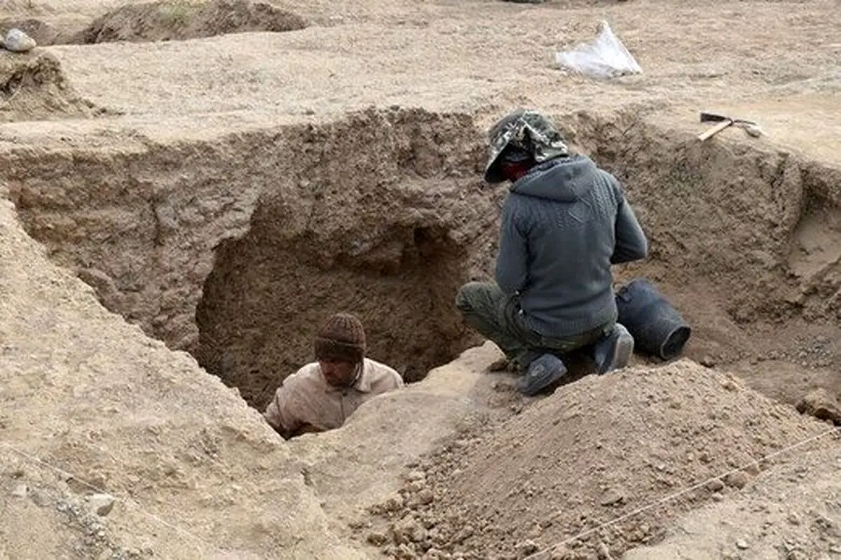 کارشناسان موزه لوور در خراسان شمالی اثر باستانی کشف کردند