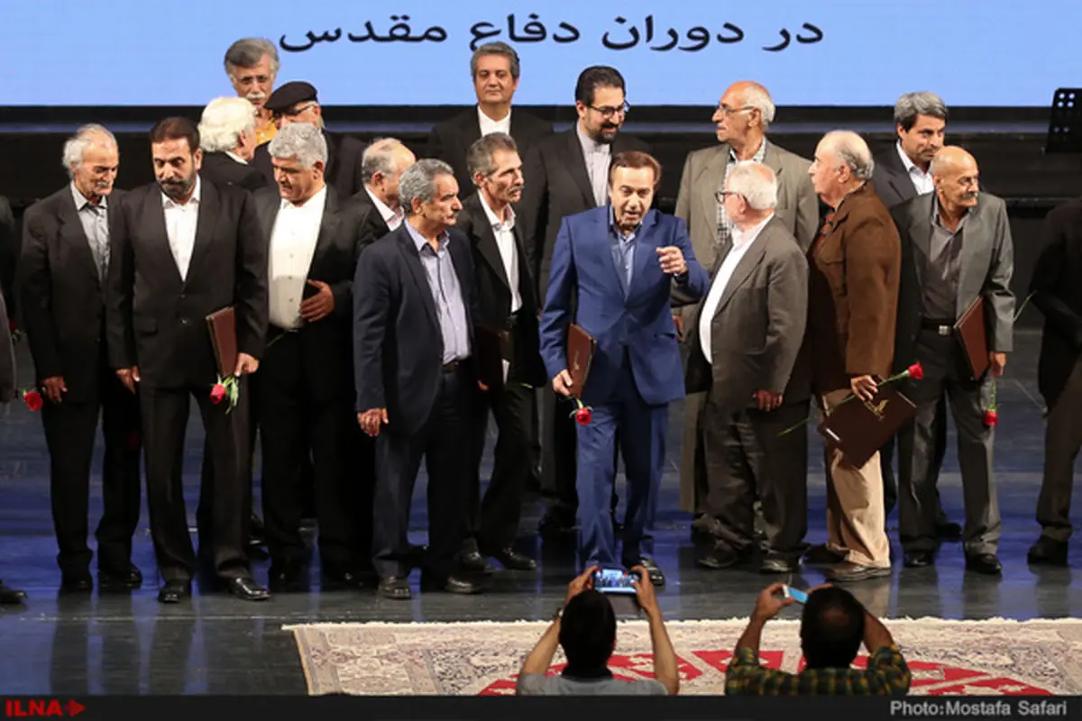 ببینید | نظر محمد گلریز درباره آهنگ «مثلا روم زوم کنی»