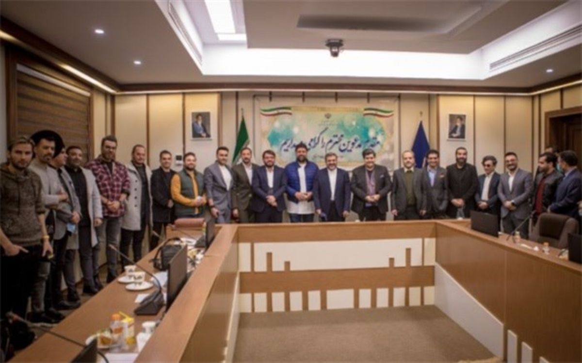 جلسه غافلگیرکننده سلاطین پاپ با وزیر ارشاد