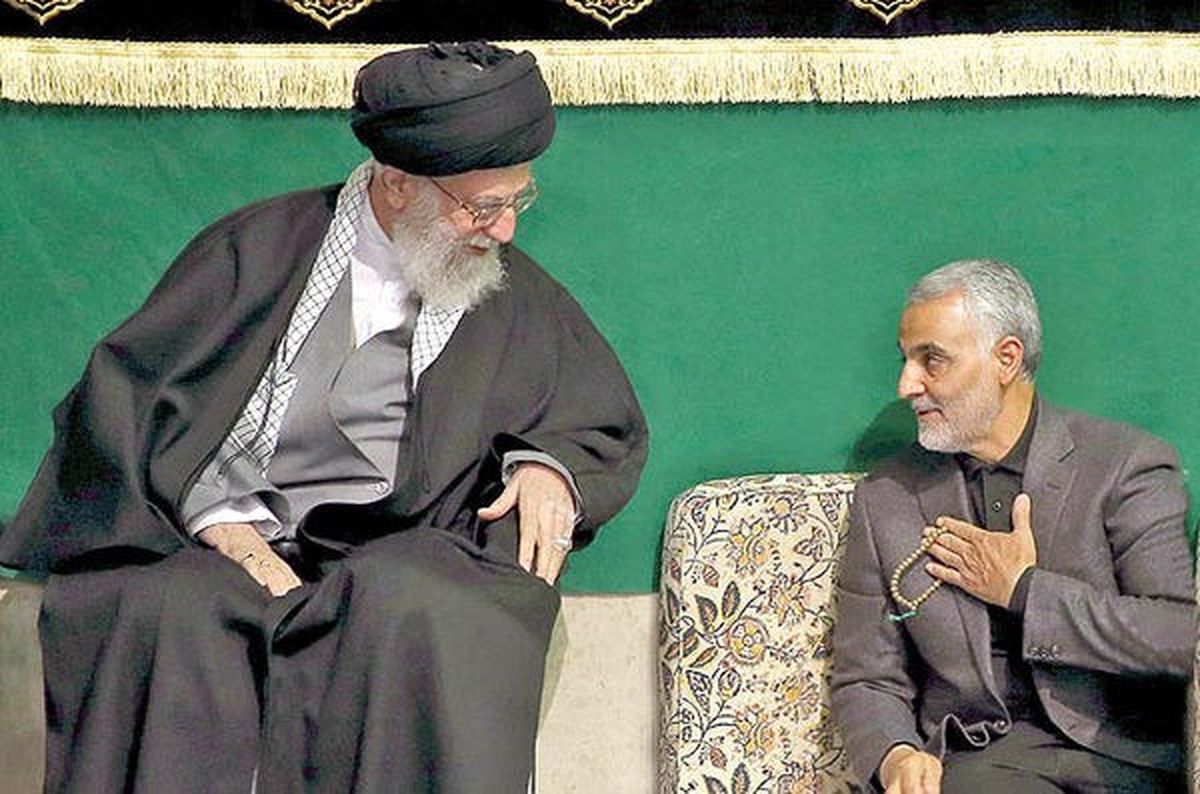 اشکهای رهبر انقلاب هنگام خاطرهگویی از حاج قاسم