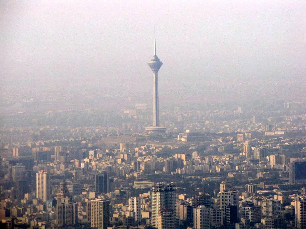 هشدار روز؛ هوای تهران برای همه گروه‌ها ناسالم است