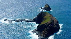 ببینید | صخره فیل؛ جاذبه گردشگری جزیره ایسلند