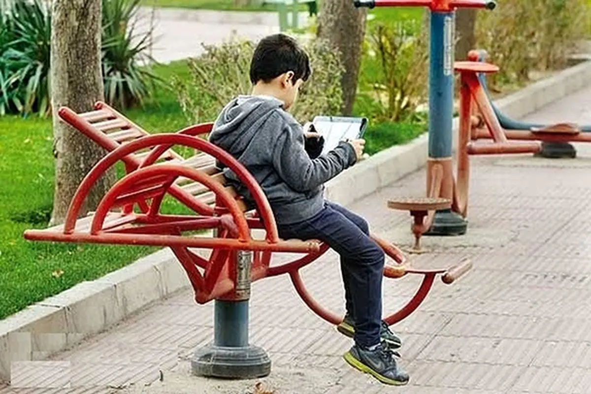 طغیان علیه شبکه‌های اجتماعی