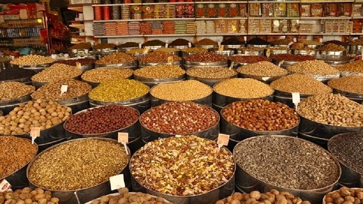آجیل ، شیرینی و میوه عید ۱۴۰۱ چقدر آب می‌خورد؟