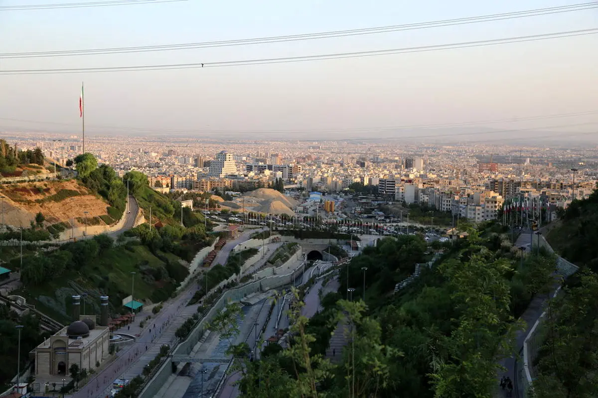 ببینید | آتش‌سوزی عمدی در اعماق بوستان نهج‌البلاغه