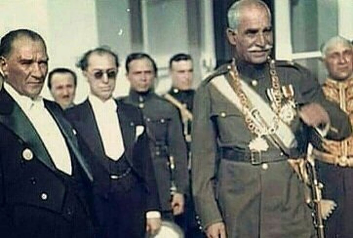 جزییات مراسم تاجگذاری بنیانگذار سلسه پهلوی در سال ۱۳۰۵