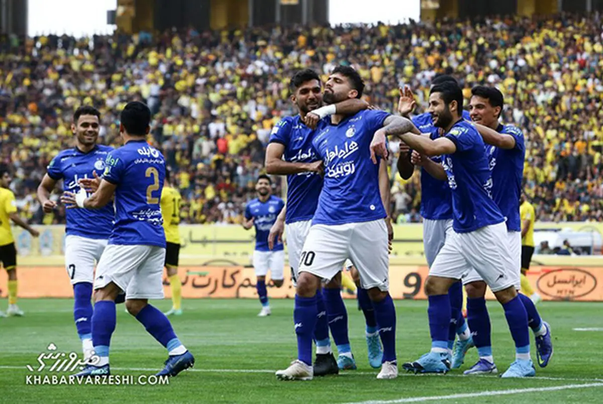 پرسپولیس از آنچه در جدول می‌بینیم به استقلال نزدیک‌تر است!