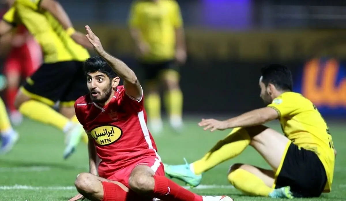 خلاصه بازی پرسپولیس-سپاهان؛ نایب‌قهرمانی هم به خطر افتاد