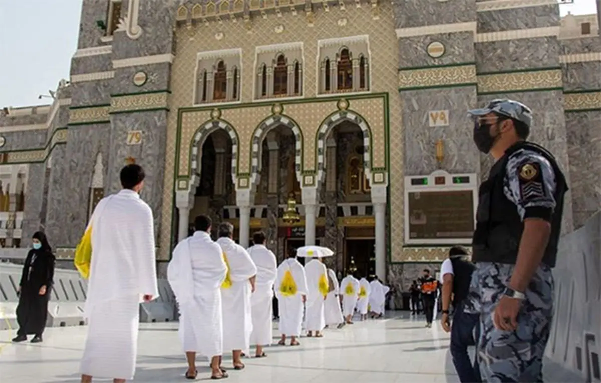 برکتی‌ها برای رفتن به حج واکسن سینوفارم بزنند