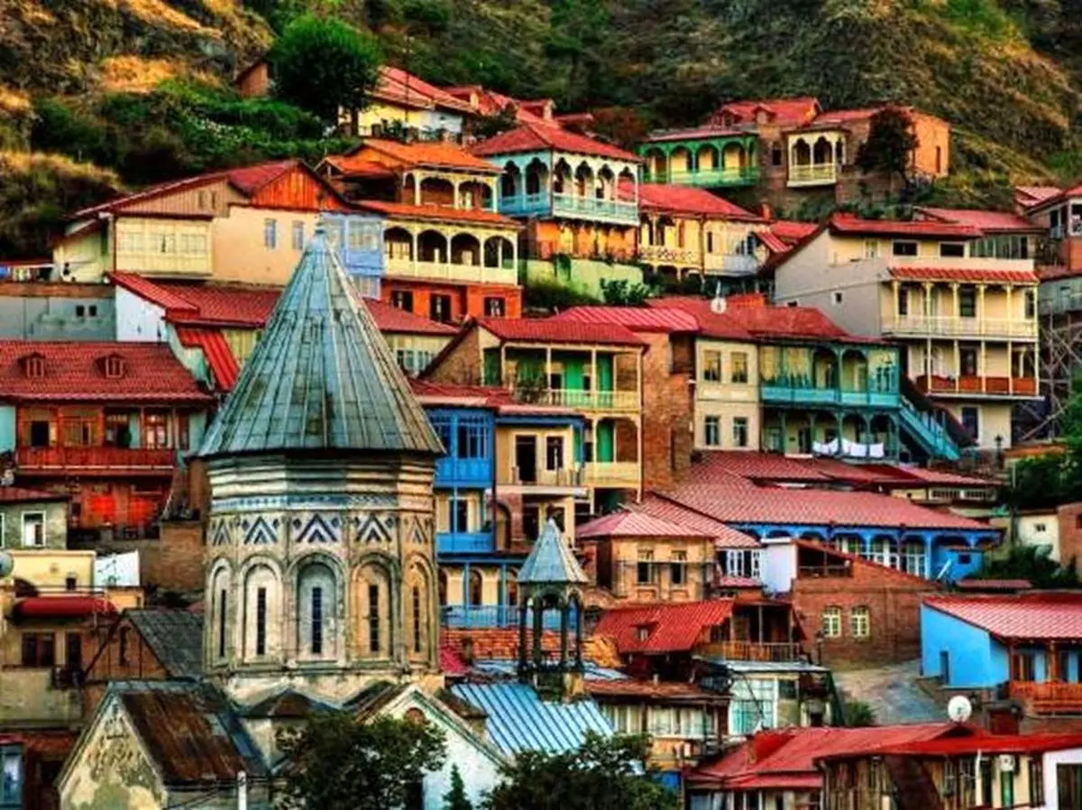 مدت زمان پرواز تهران تفلیس