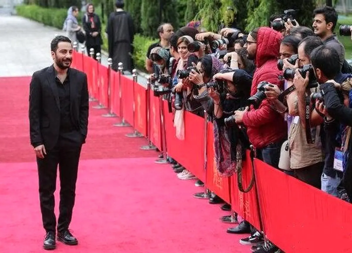 تئاتر نوید محمدزاده متوقف شد