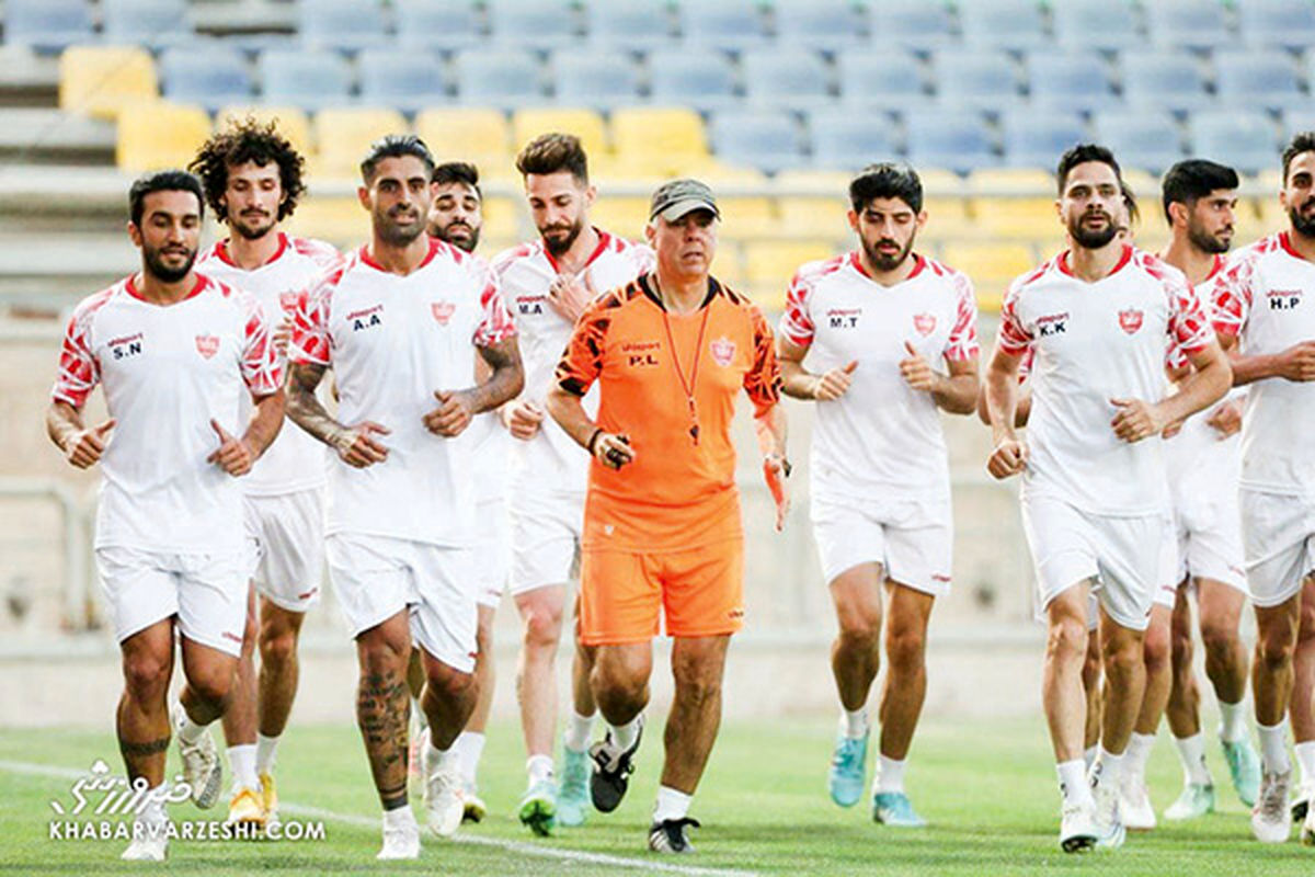 همه شروع کردند به جز استقلال!