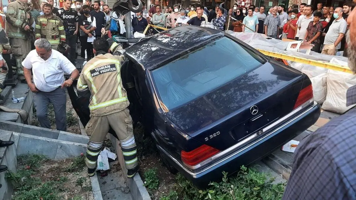 جزییات اولیه تصادف مرگبار یک دستگاه بنز در تهران