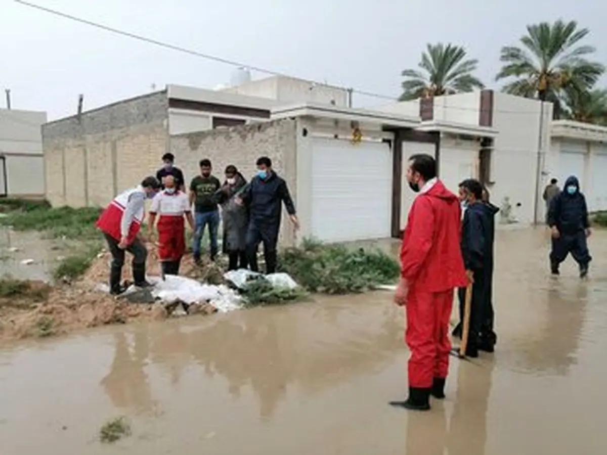 سیل تابستانه در فارس ۵ کشته و ۱٢ به جا گذاشت
