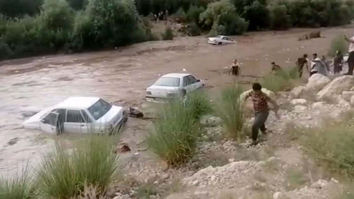 درخواست پزشکی قانونی از خانوادههای متوفیان سیل