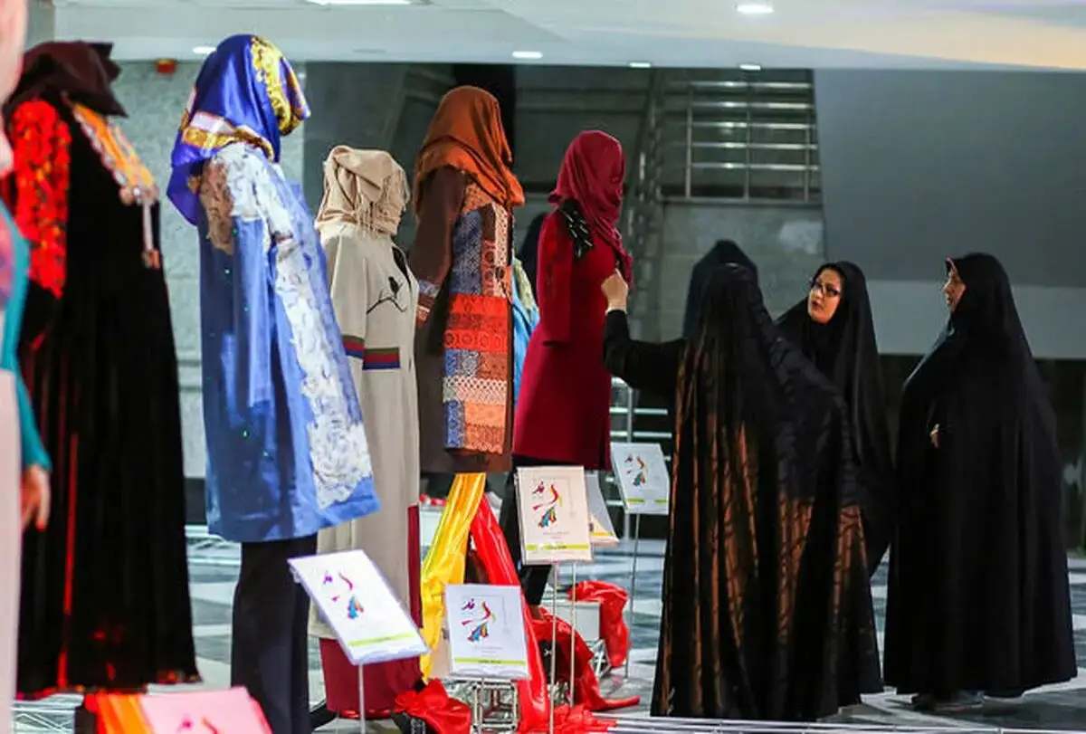 عکس پروفایل بی‌حجاب ممکن است به اخراج کارمند منجر شود