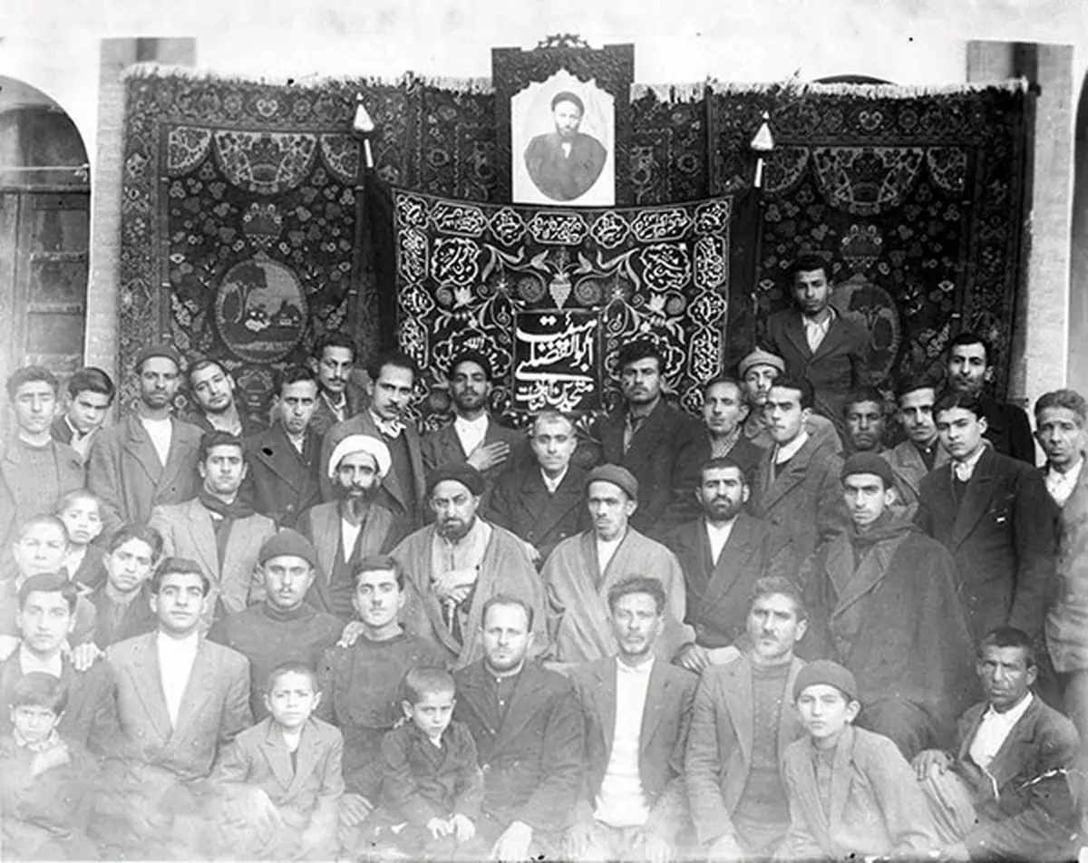 قاب تاریخ| هیا‌ت ‌ابوالفضلی‌ها و عزاداری در کاخ گلستان