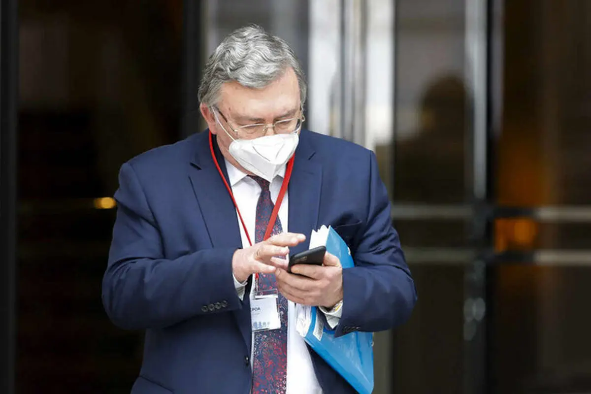 انتشار یک توئیت کار دست اولیانوف داد