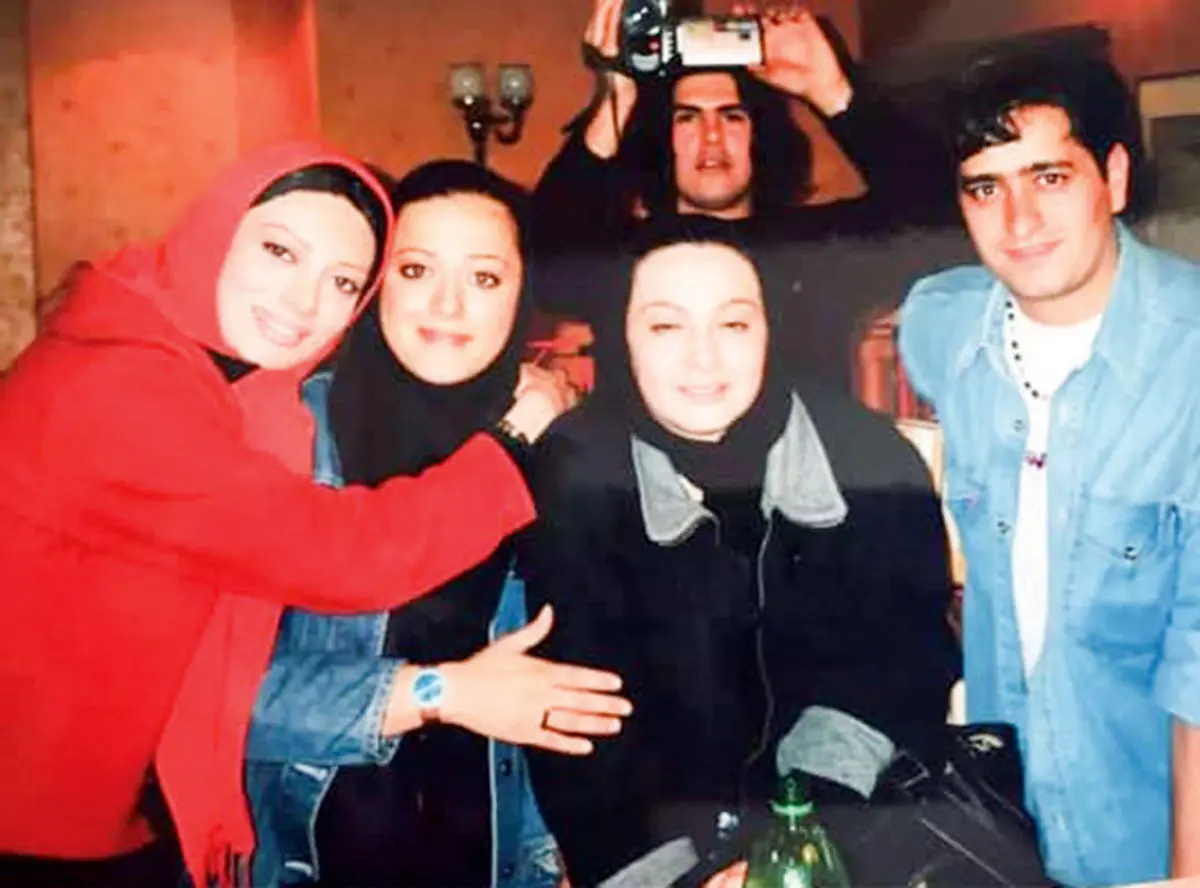بازگشت آزادگان، نگار و لاله و آواز زیر سی‌و‌سه ‌پل