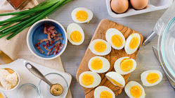 تخم‌مرغ در چند دقیقه کامل آبپز می‌شود؟