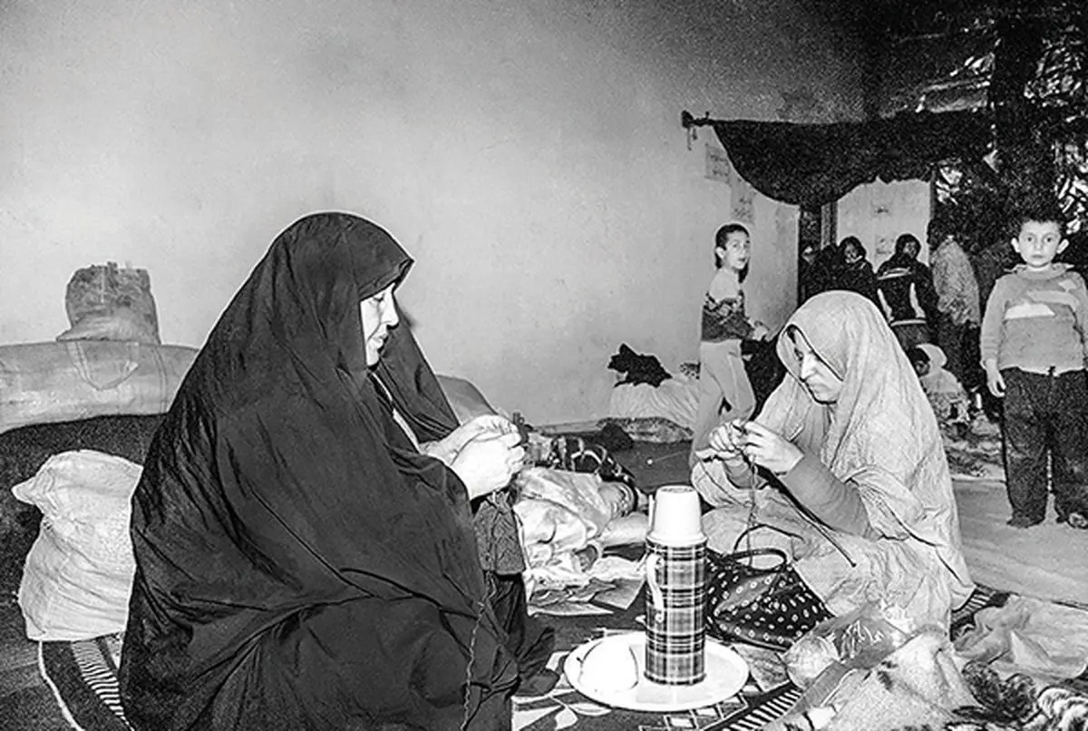 قاب تاریخ| زندگی در پناهگاه‌، کلاس اولی‌ها و مزین‌الدوله