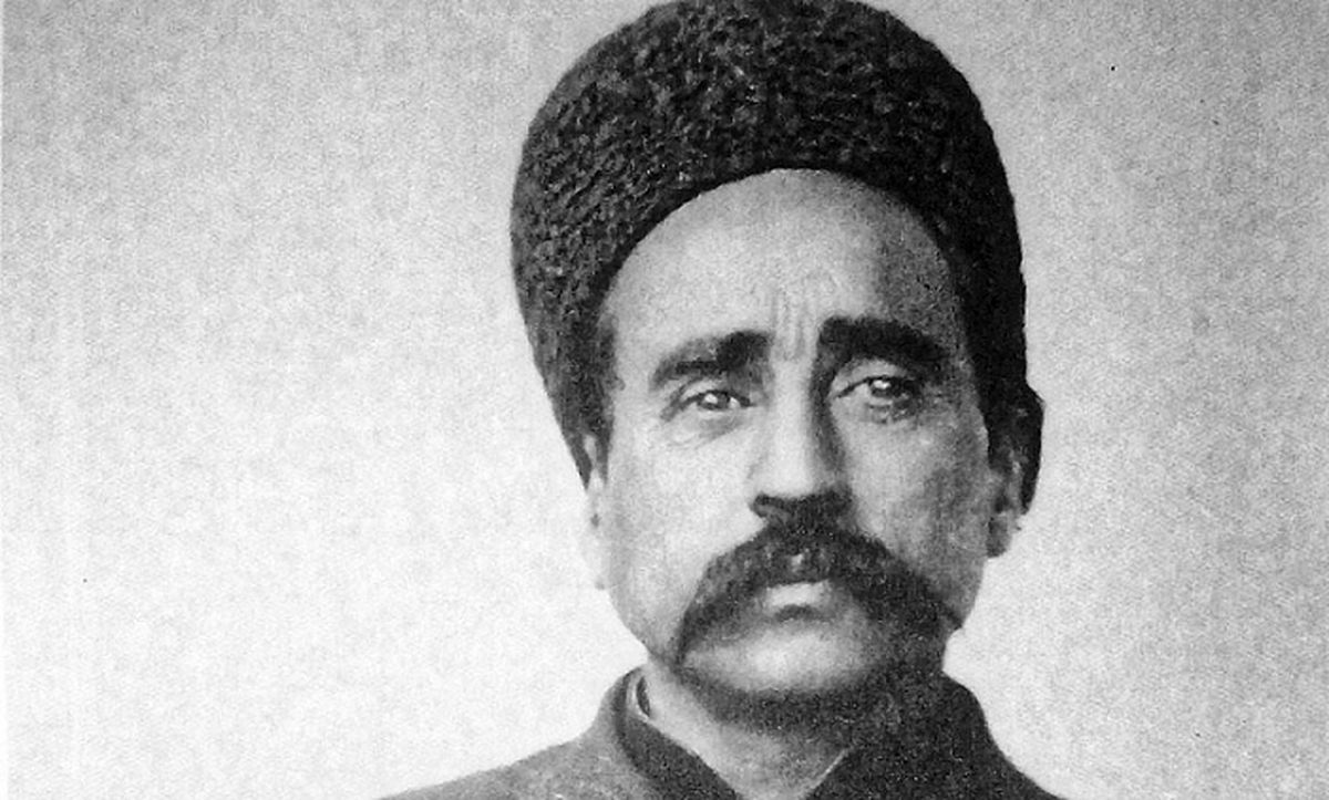 تماشا کنید | اهانت به تصویر ستارخان در ارمنستان