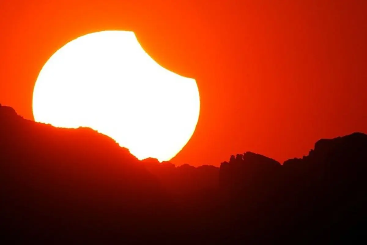 جزییات خورشیدگرفتگی روز سوم آبان
