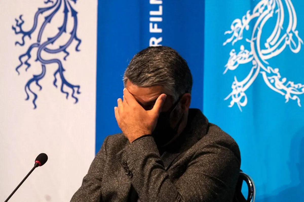 بیلبوردهای پژمان جمشیدی از سطح شهر تهران جمع شد