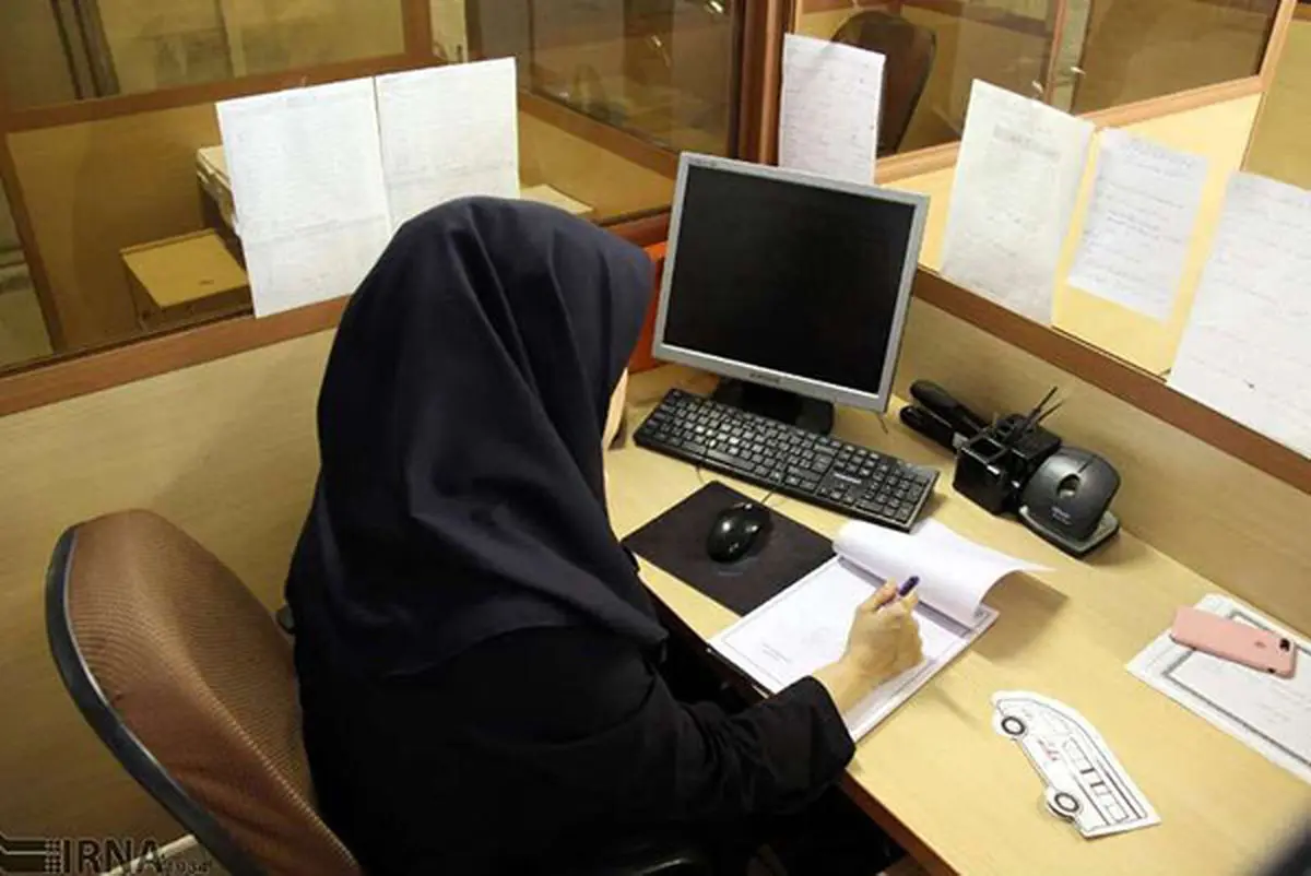 خانمی با 20سال سابقه‌ام؛ ‌می‌توانم بازنشست شوم؟