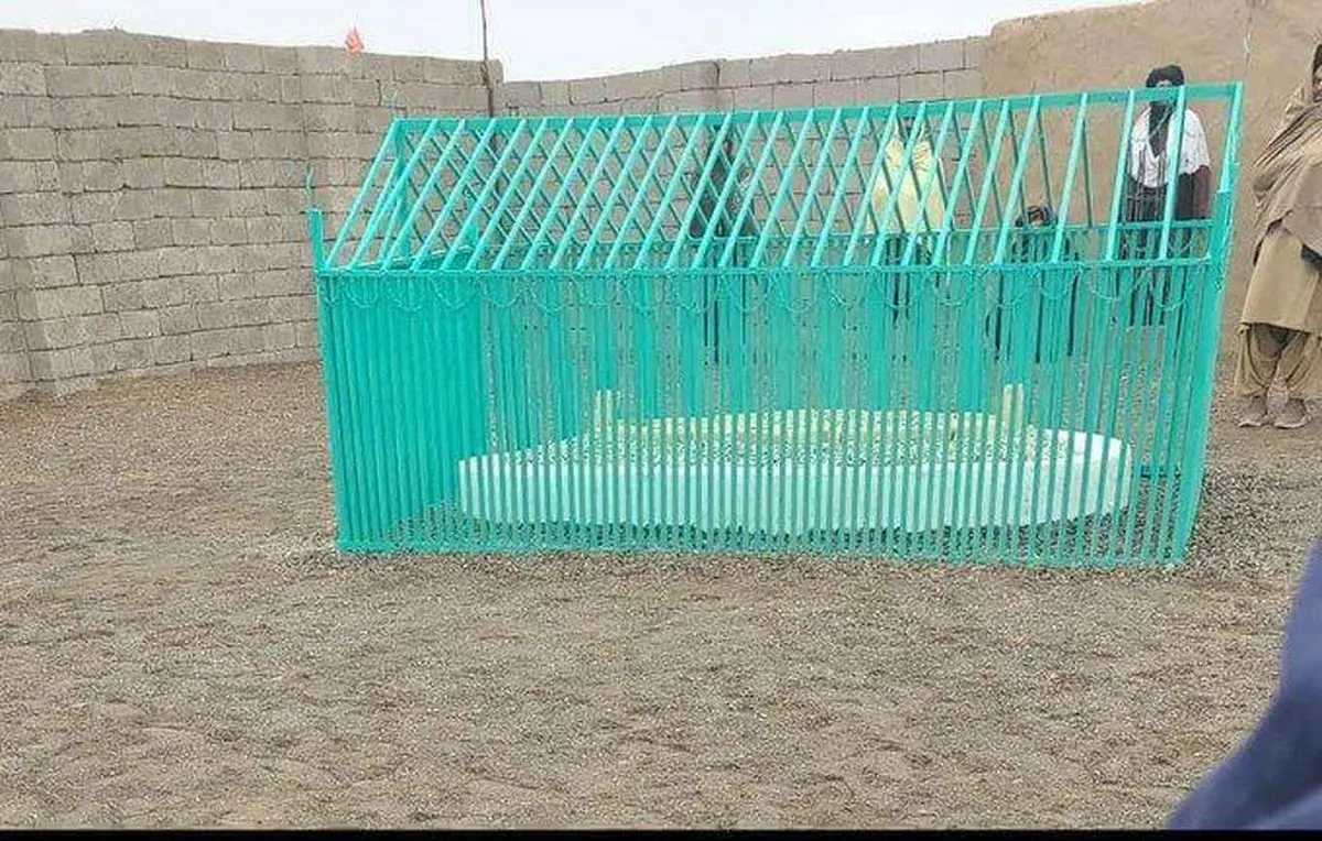 طالبان از قبر ملاعمر رونمایی کرد + عکس