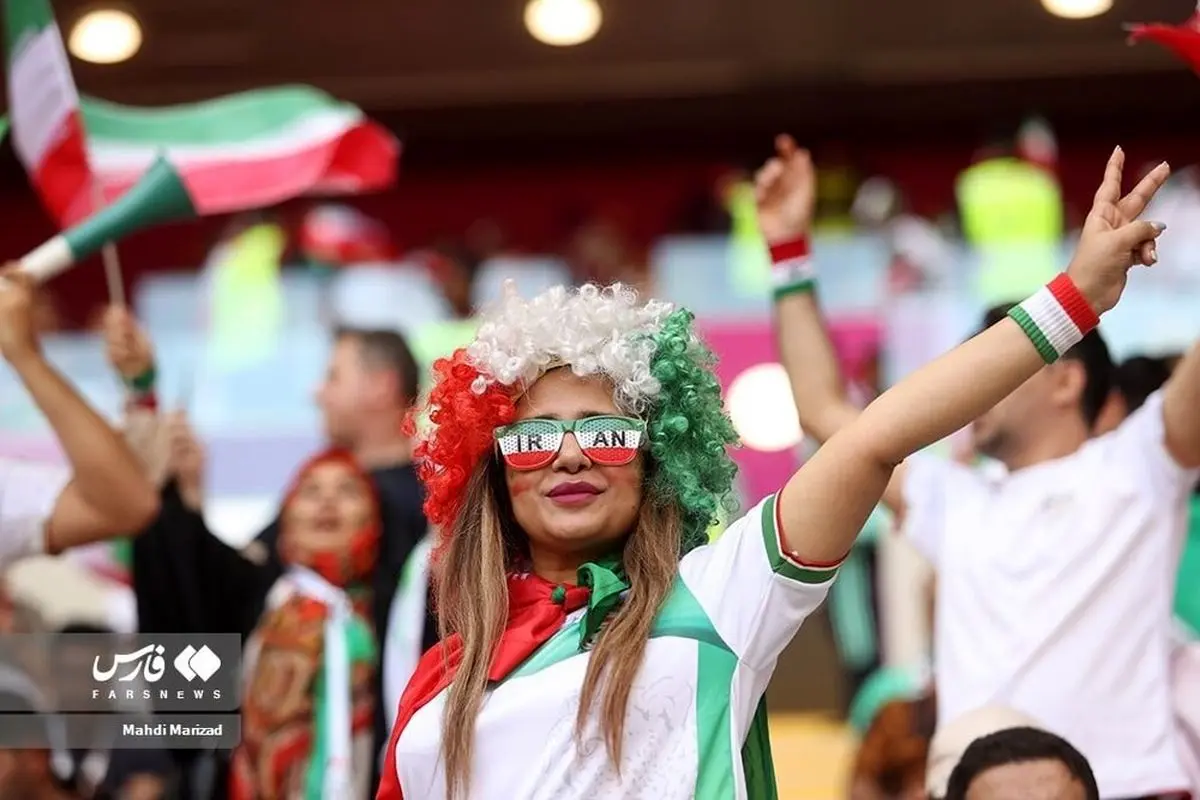 تصویر منتخب خبرگزاری فارس از تماشاچیان بازی ایران- ولز