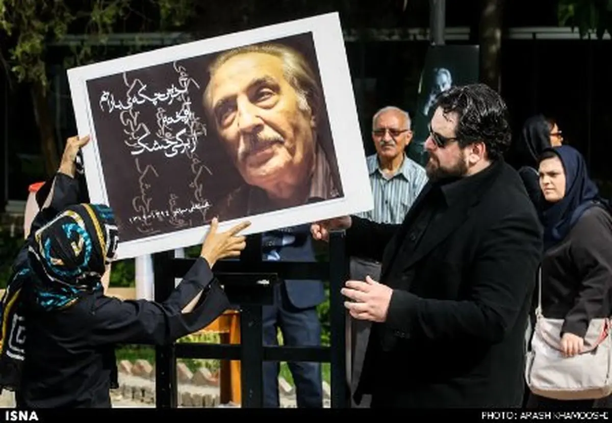 بدرقه سپانلو با شعر و سکوت(گزارش تصویری)