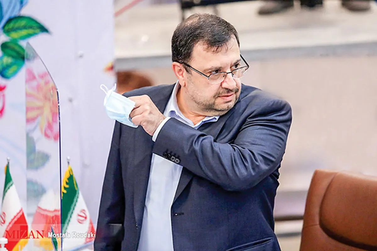 حقایق درباره‌ نامه ‌به اینستاگرام در گفتگو با فیروزآبادی