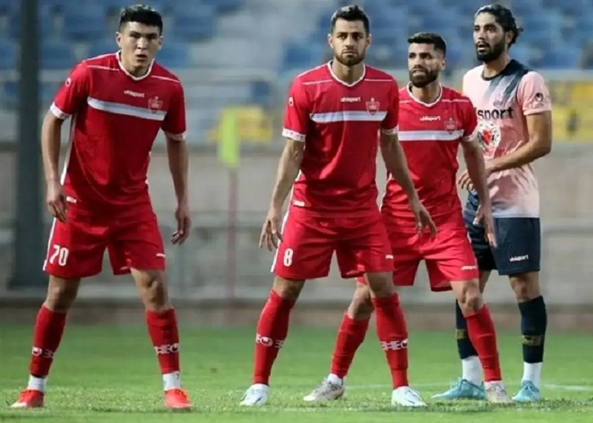پایان شایعات درباره جدایی ستاره خط دفاع پرسپولیس