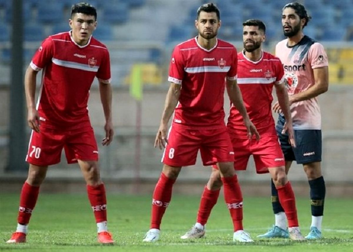 پایان شایعات درباره جدایی ستاره خط دفاع پرسپولیس