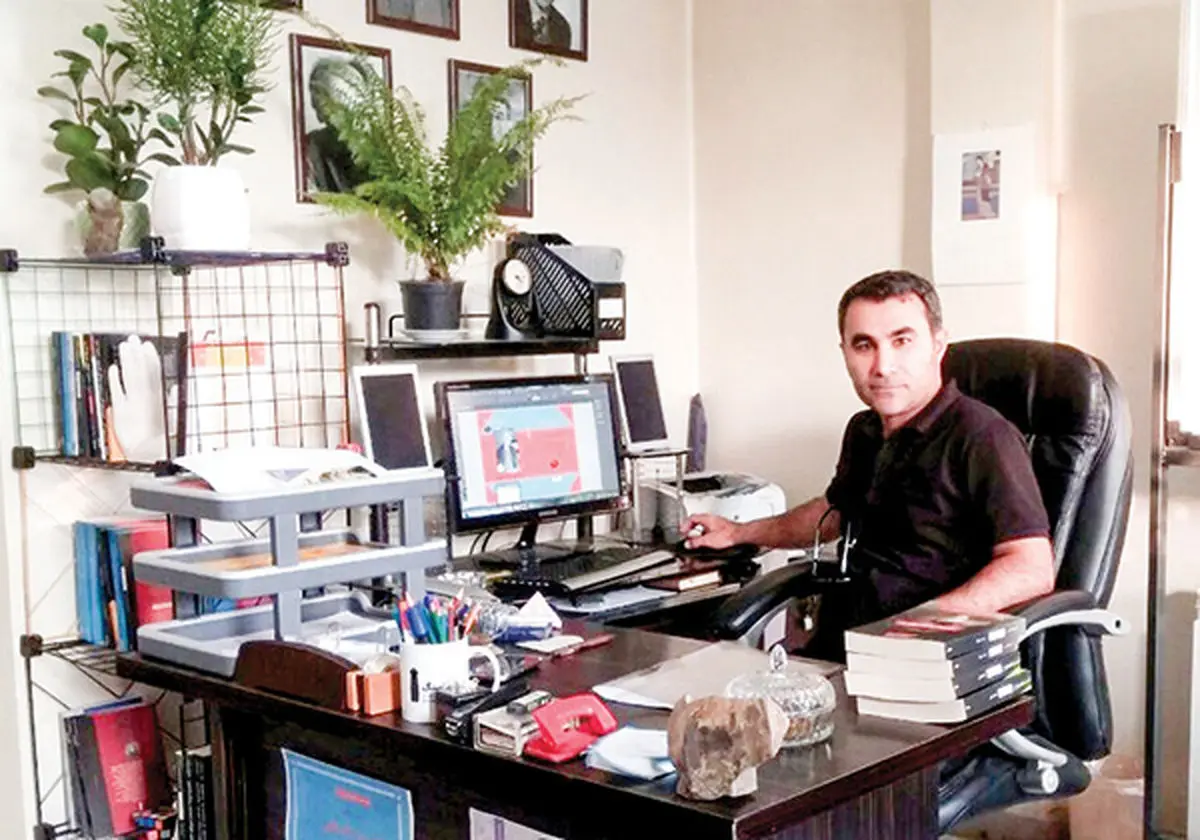 ‌گفتگو با کامران محمدی نویسنده کتاب باغ‌وحش انسانی