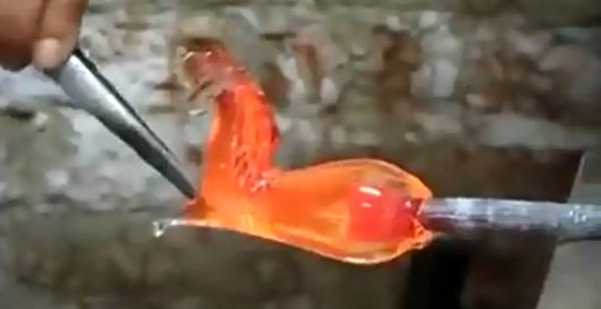 ویدئو / هنر جان دادن به شیشه