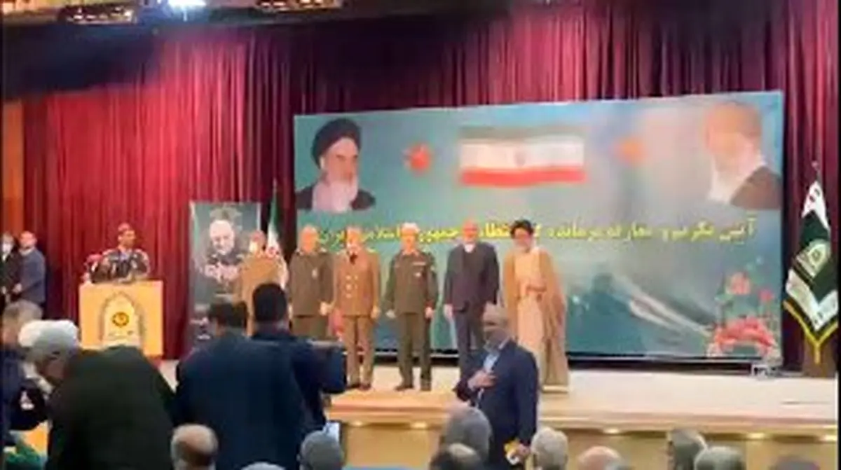 ببینید | لحظه اعطای حکم فرماندهی کل فراجا به سردار رادان