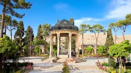 فال حافظ امروز دوشنبه ۲۳ شهریور ۱۴۰۵