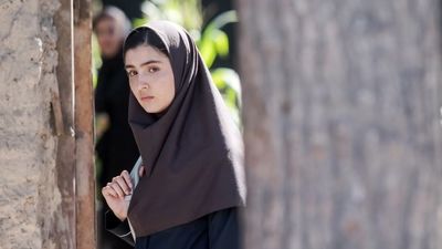 عکس لو رفته از کچل کردن طناز طباطبایی در برمودا