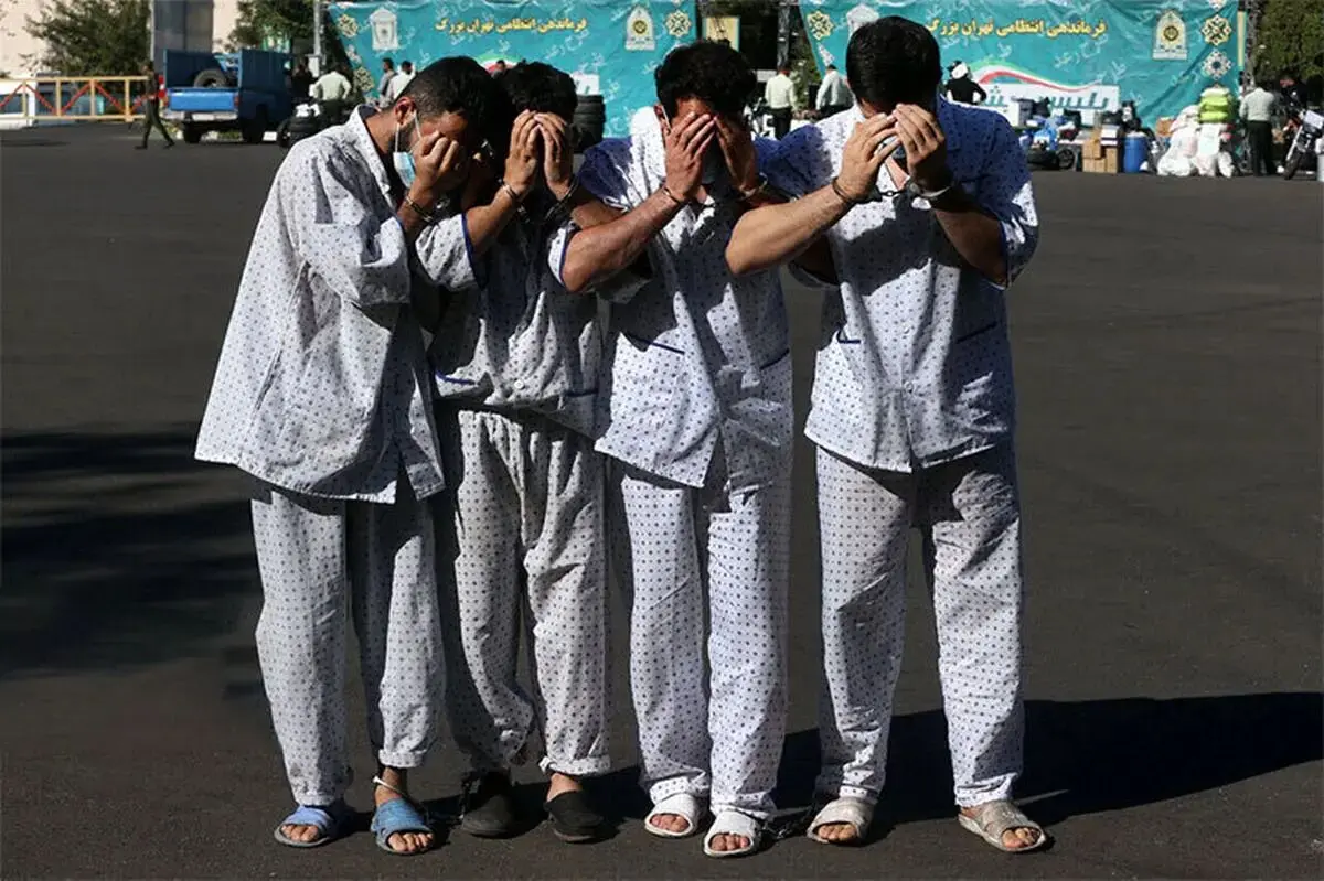تماشا کنید | لحظه دستگیری عناصر منافقین پیش از اقدام خرابکارانه