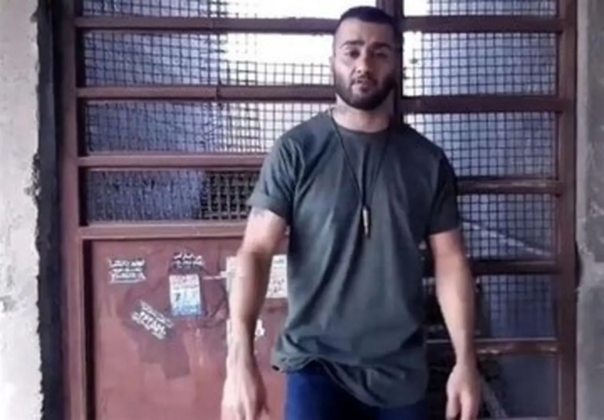 حکم اعدام توماج صالحی به حبس تقلیل داده شد