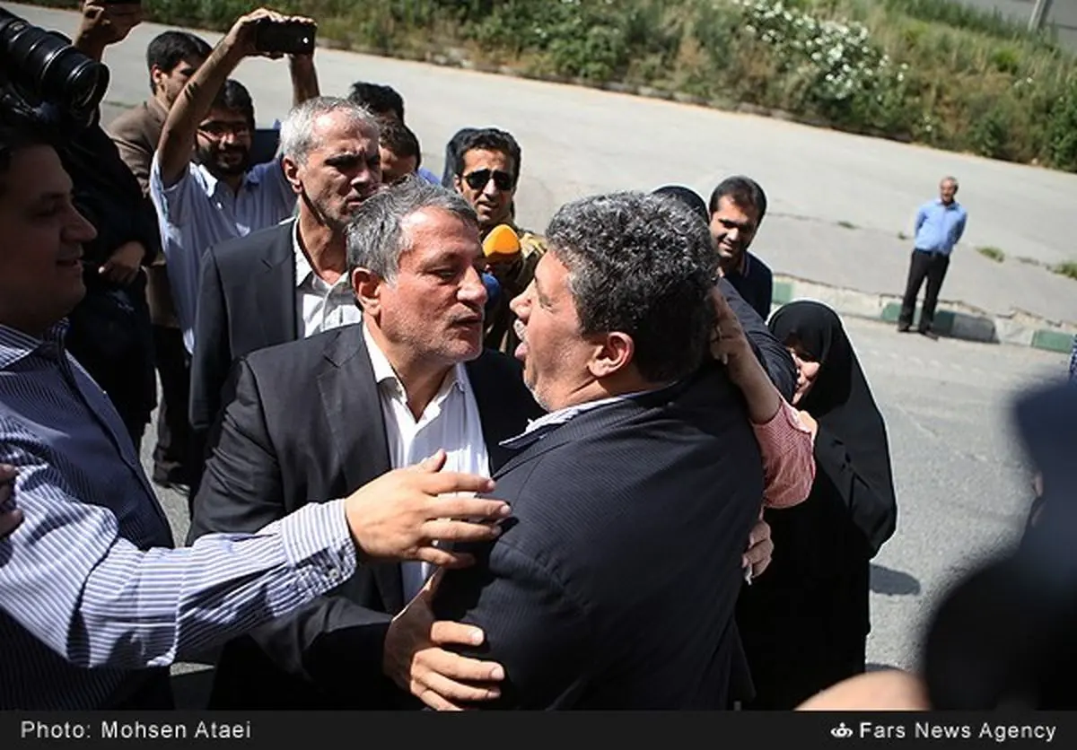 مهدی هاشمی چطور از زندان آزاد شد؟