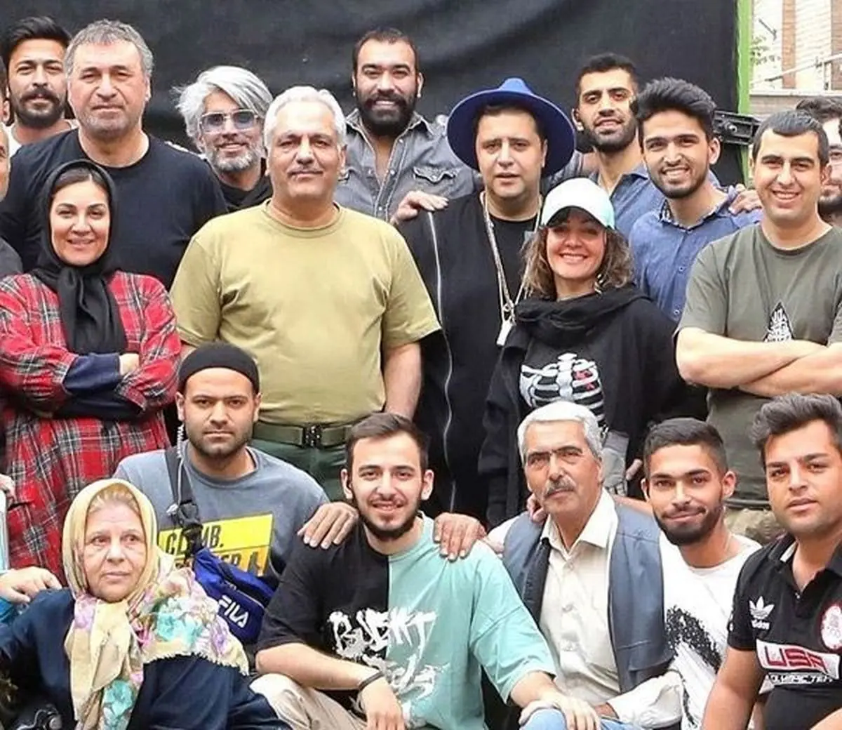 مهران مدیری بازیگران فیلم «ساعت ۶ صبح» را انتخاب کرد