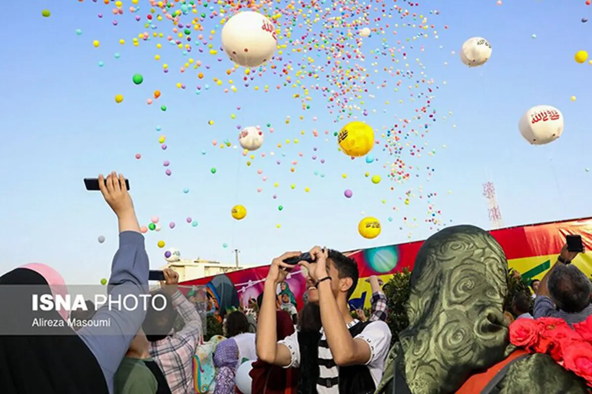 درباره جشن 10کیلومتری، سوپرانوز و خانه اندیشمندان