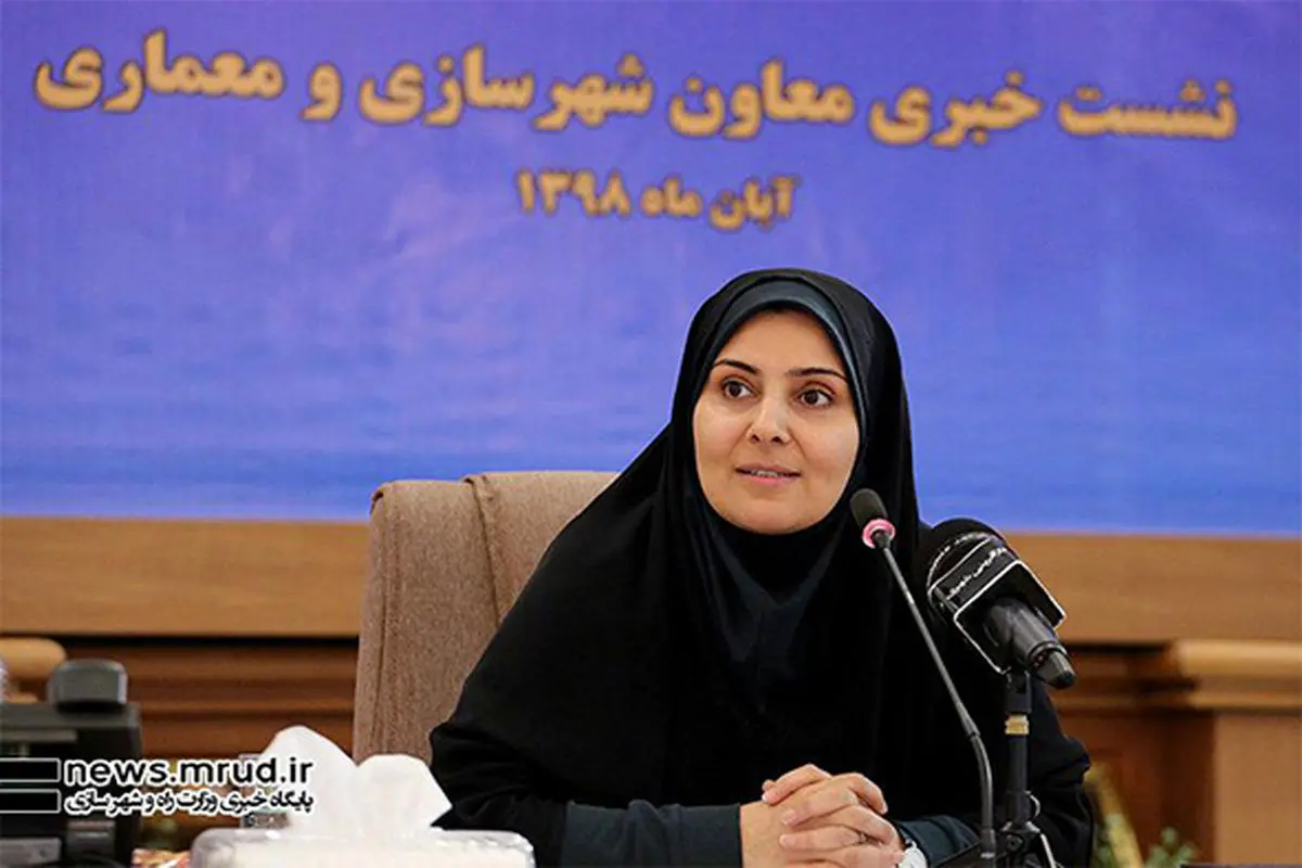 نگاهی به تسلط ‌فرزانه صادق‌ و مهارت او در مدیریت مناظره