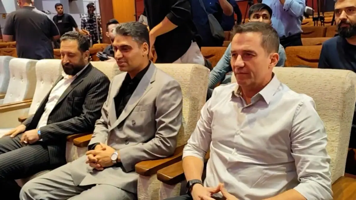 آغاز مراسم معارفه اوسمار ویرا سرمربی پرسپولیس