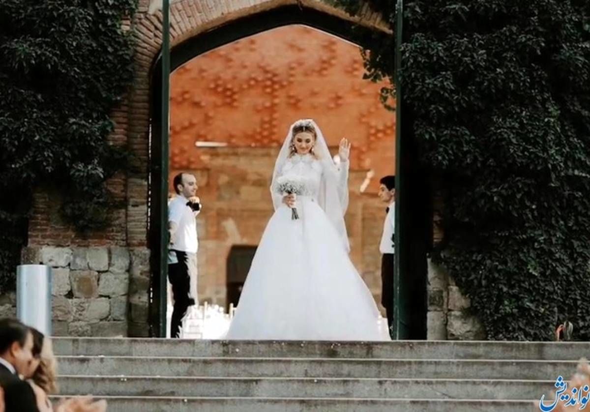 ببینید | تصاویری از عروسی لاکچری بهرام رادان