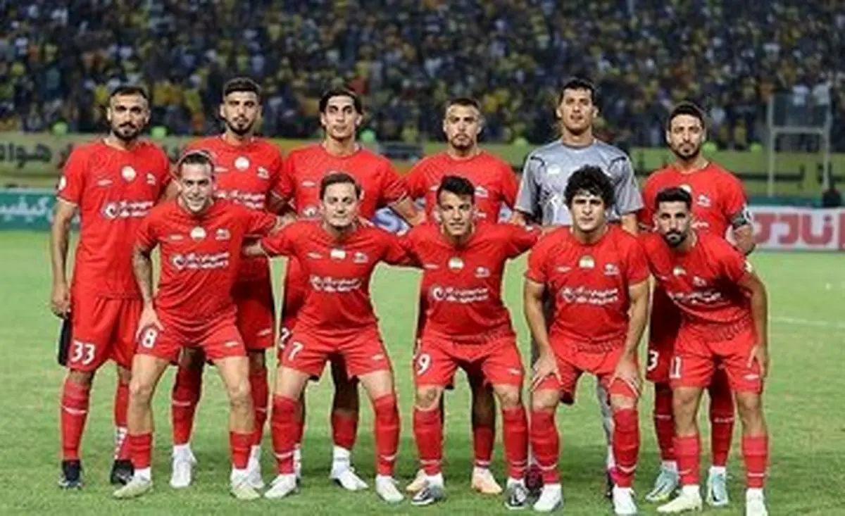 رونمایی از کیت سوم تیم تراکتور در ایستگاه مترو + تصاویر