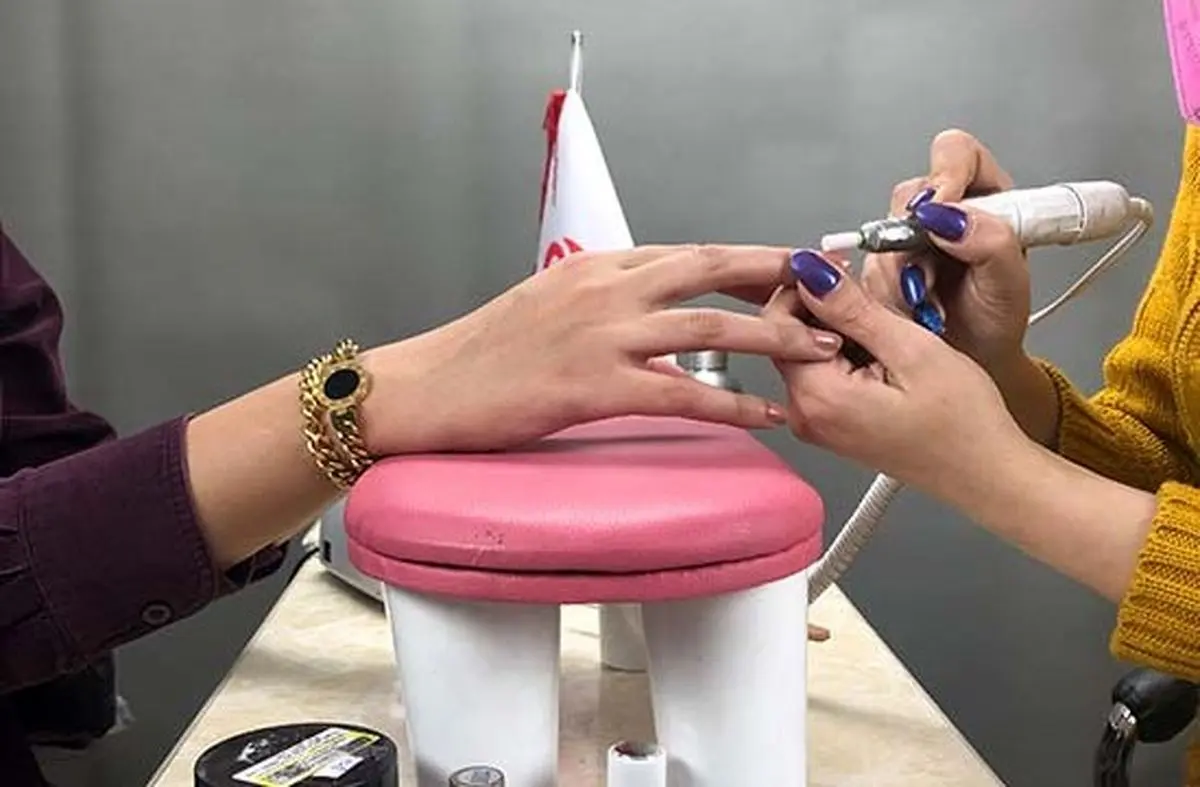 همه‌ چيز درباره بيزينس عجیب و غریب ناخن‌كارها